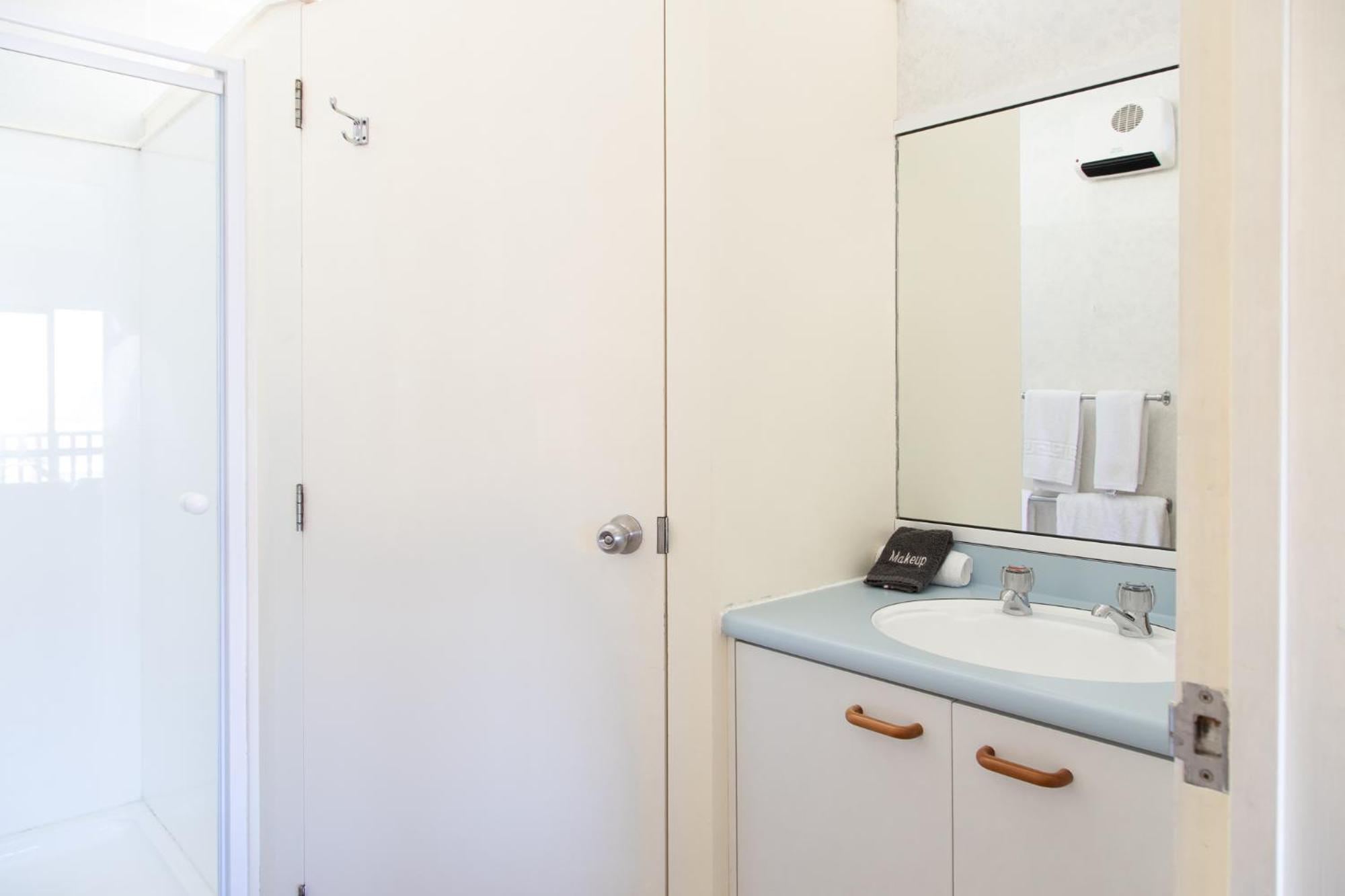 Ride Base Wanaka Apartments 외부 사진