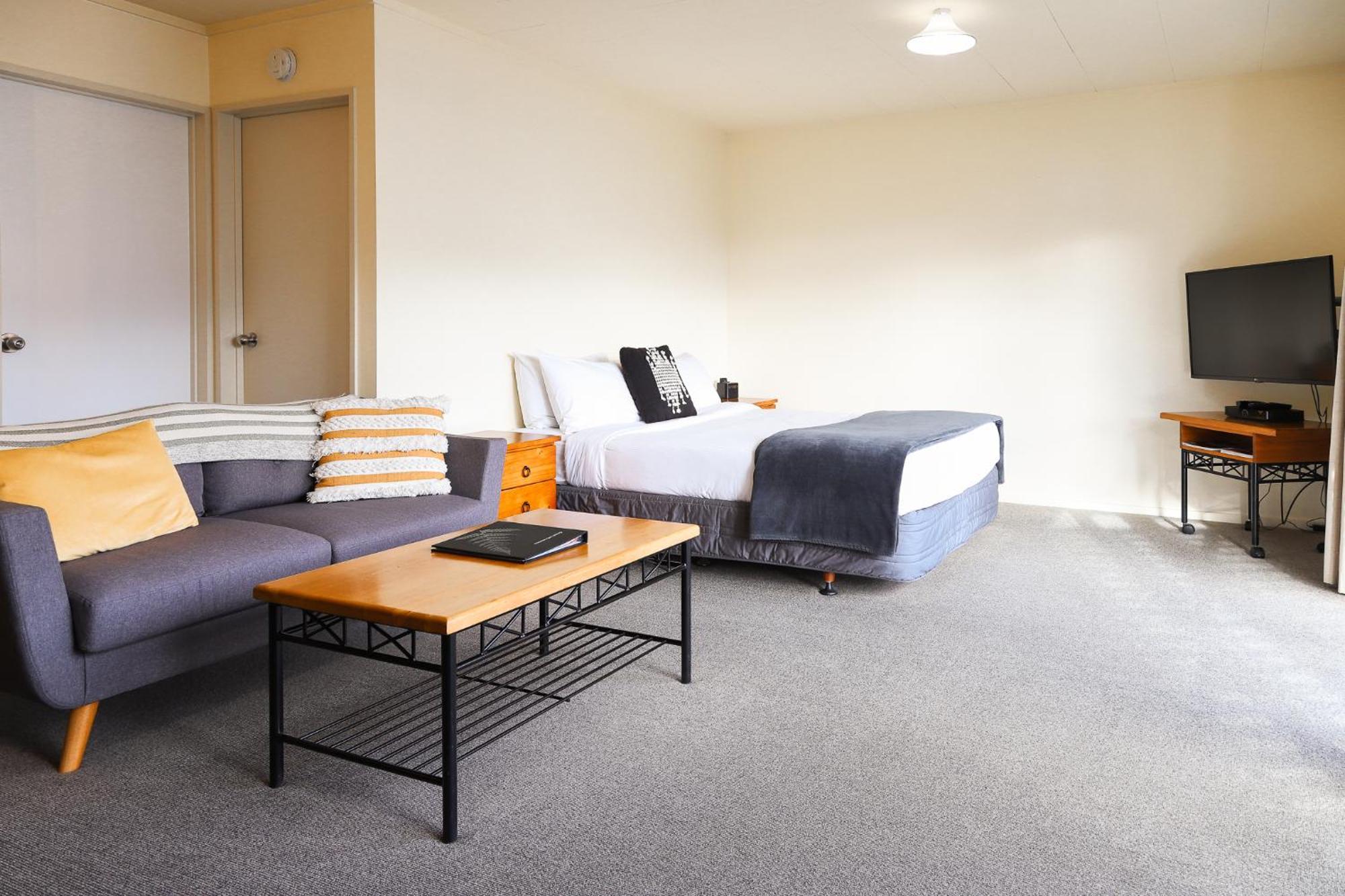 Ride Base Wanaka Apartments 외부 사진