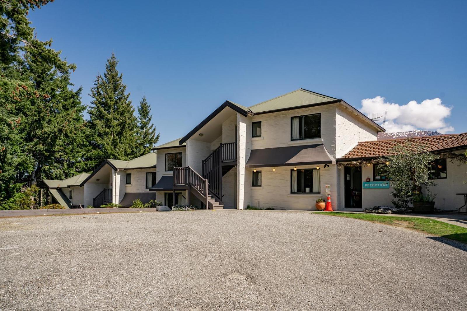Ride Base Wanaka Apartments 외부 사진