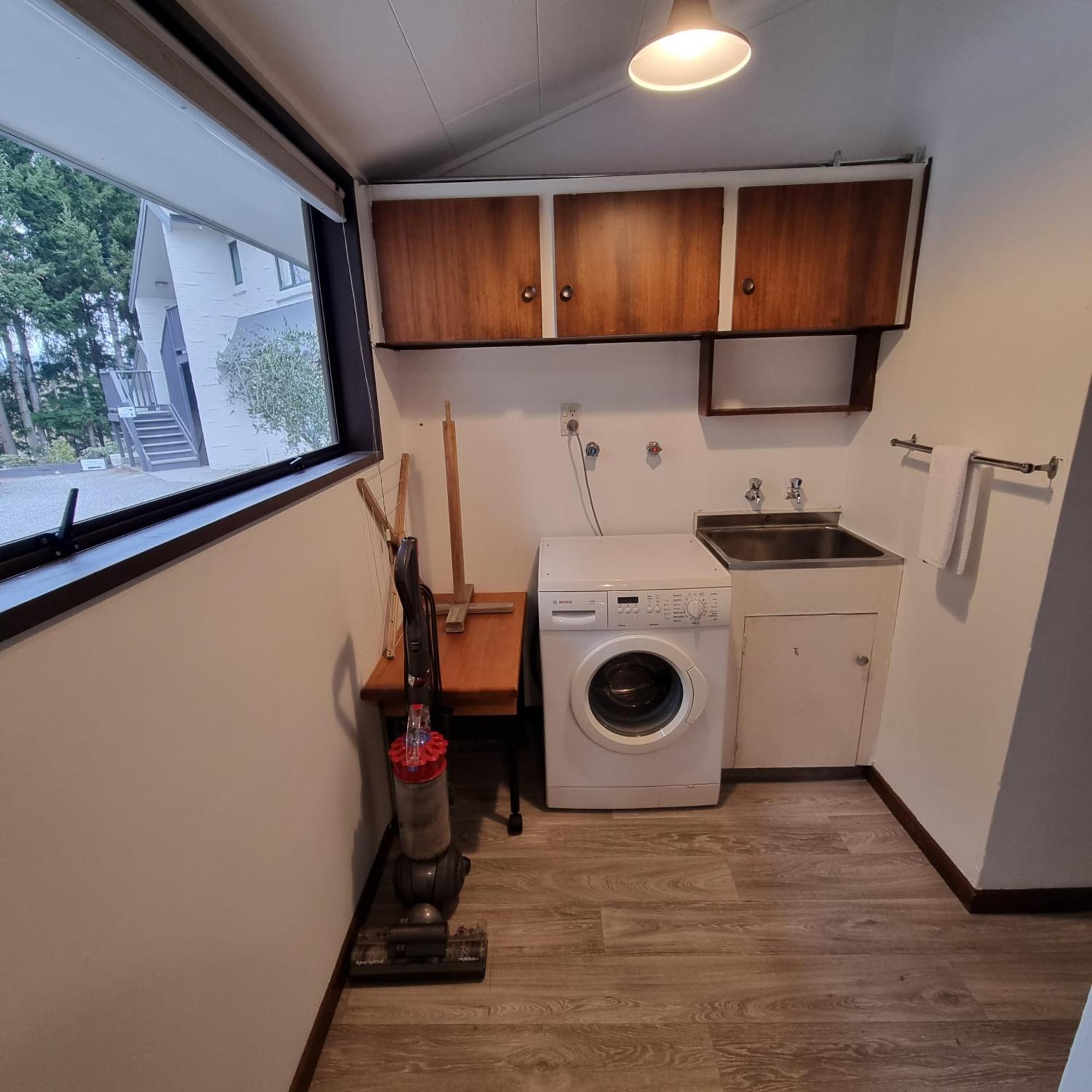 Ride Base Wanaka Apartments 외부 사진