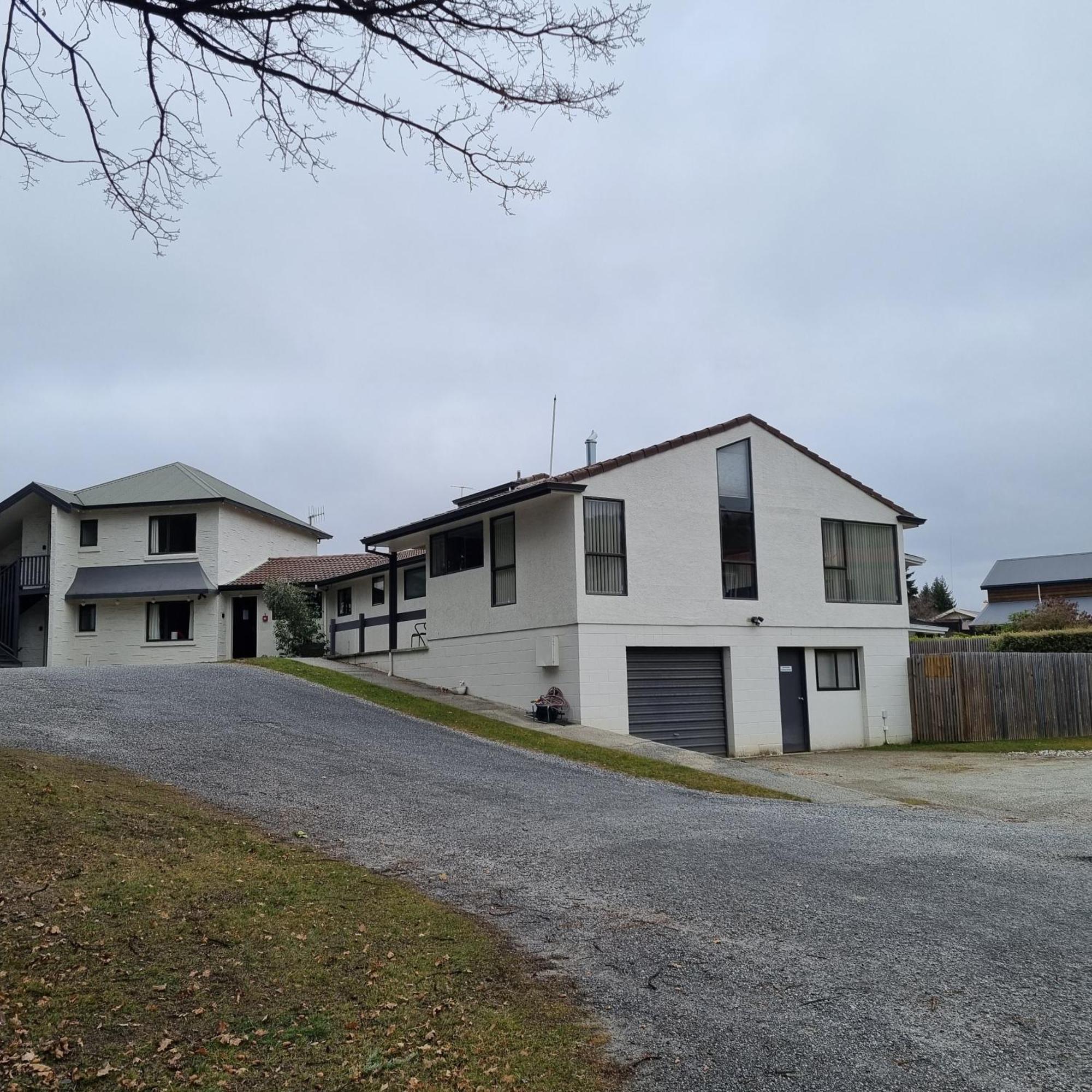 Ride Base Wanaka Apartments 외부 사진